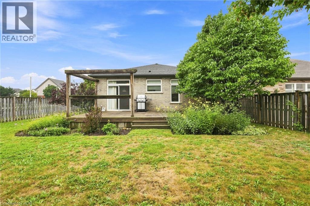 33 Norma Crescent Property Photo 42