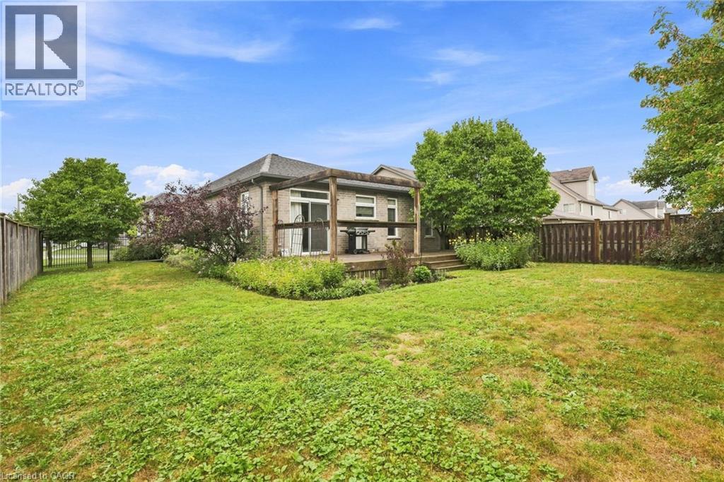 33 Norma Crescent Property Photo 44