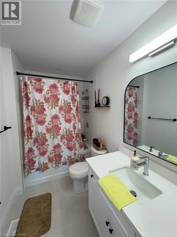 165 Tiffany Street Property Photo 16