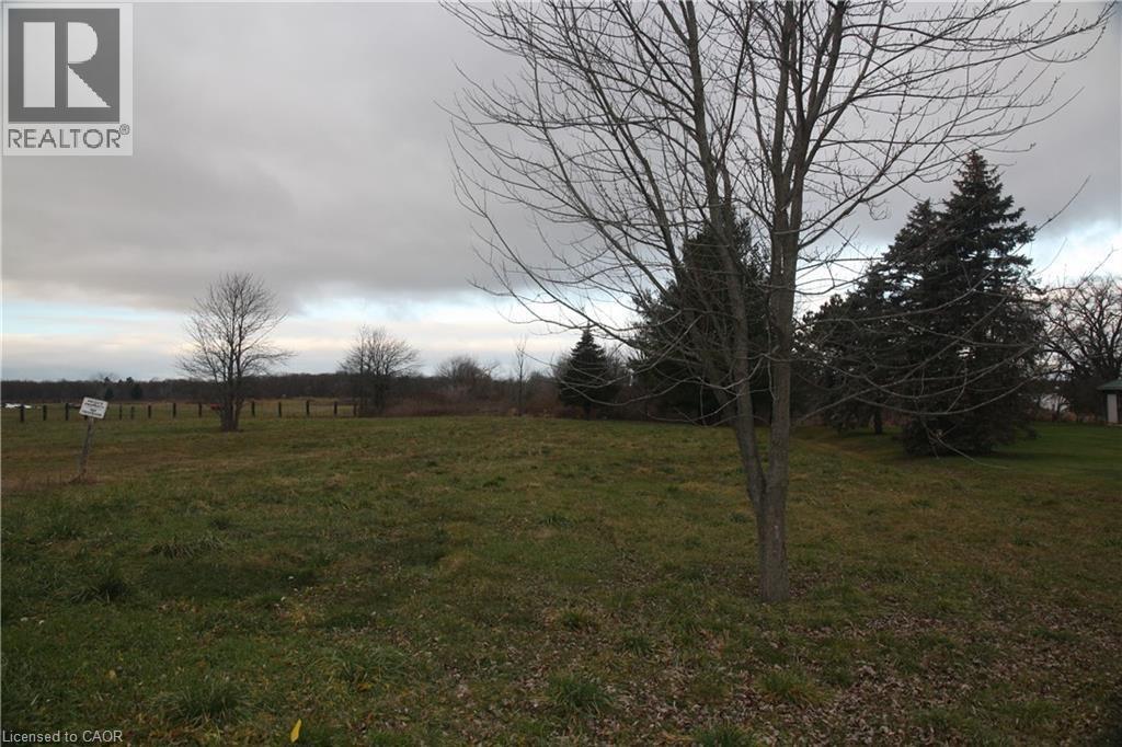 945 Robinson Road Property Photo 3
