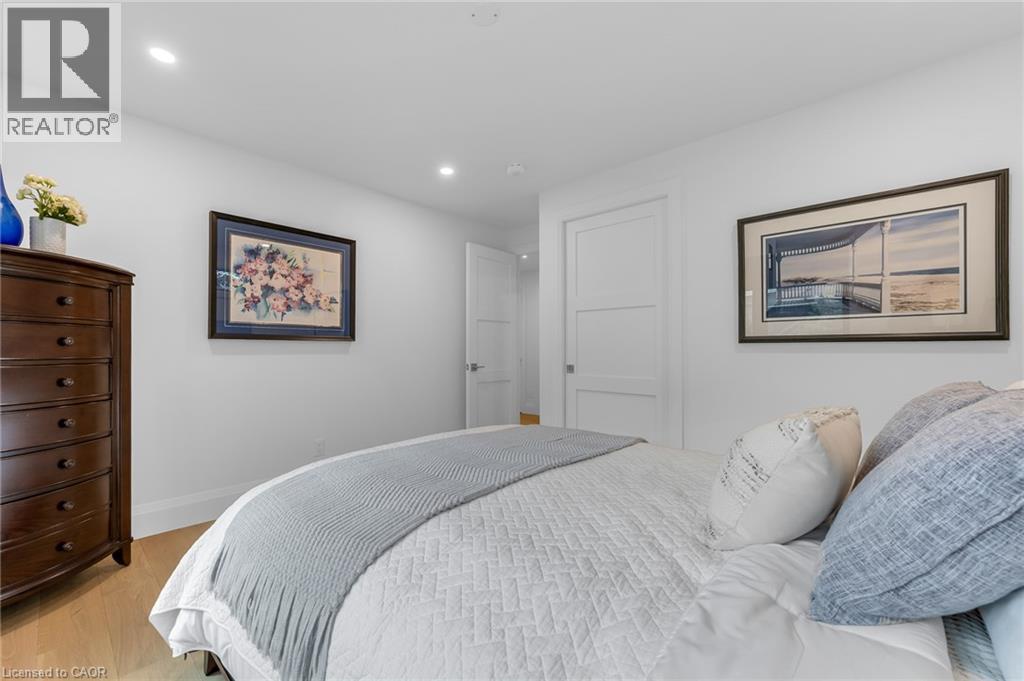 16 Whitehall Gate Property Photo 30