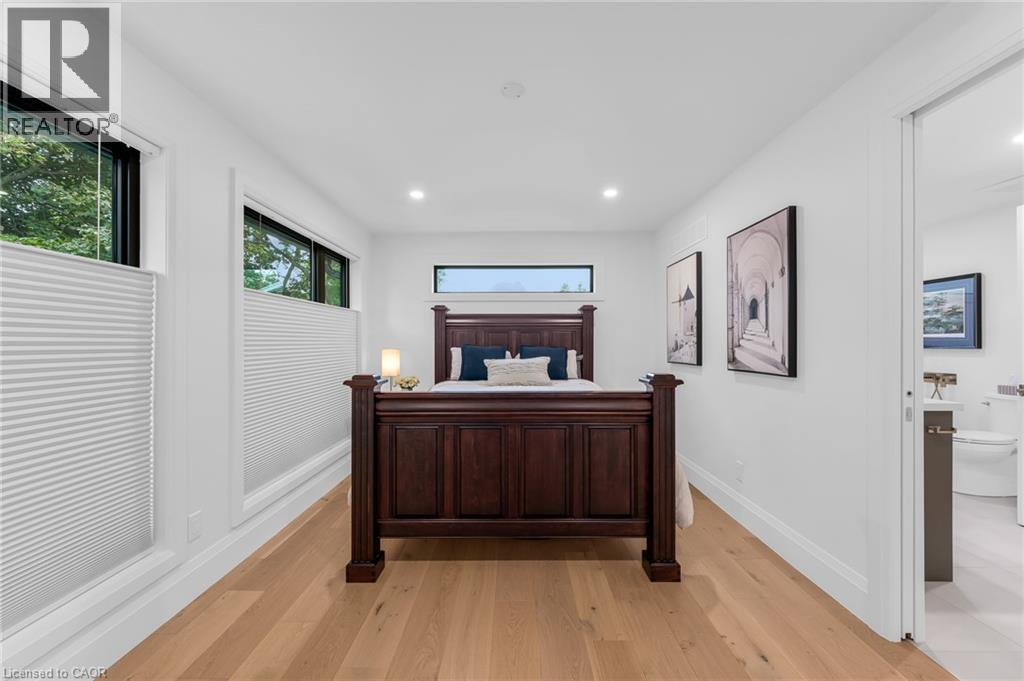 16 Whitehall Gate Property Photo 32