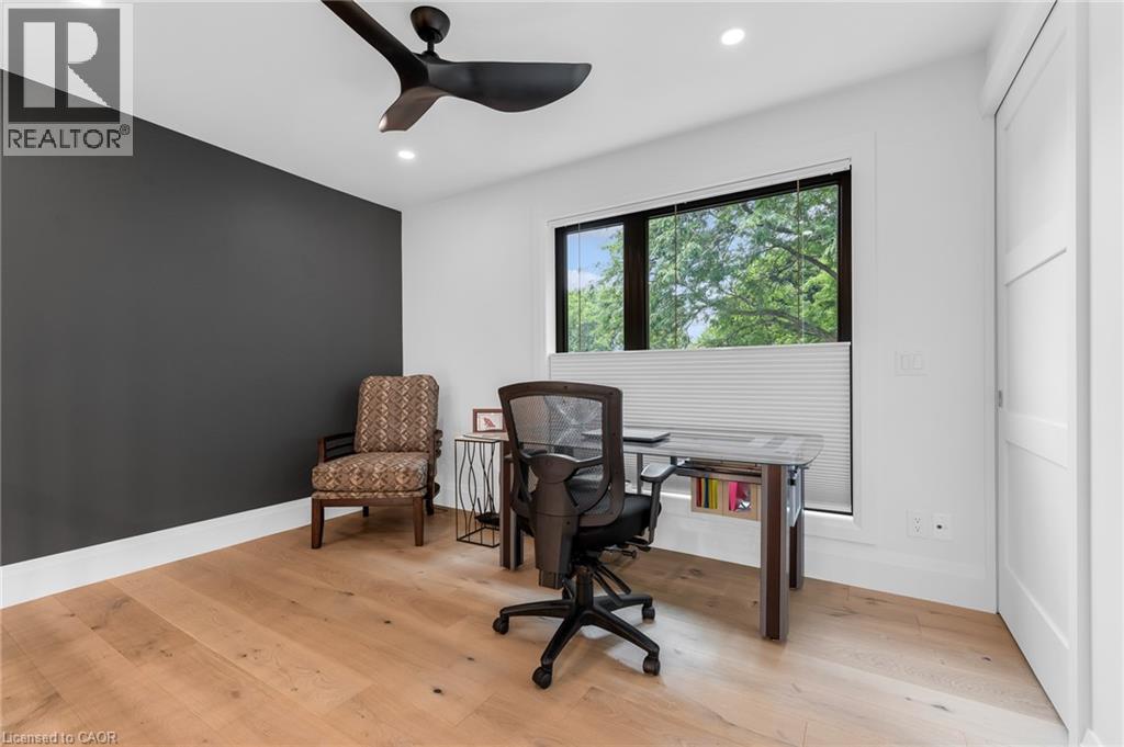 16 Whitehall Gate Property Photo 34
