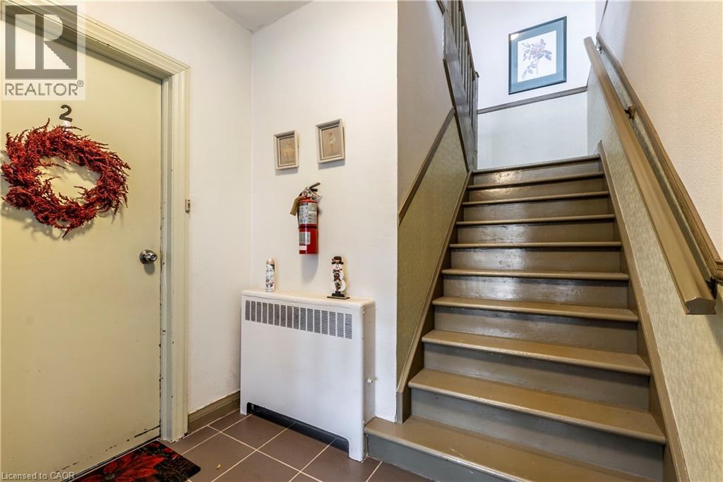 13 Mcmaster Avenue Property Photo 9