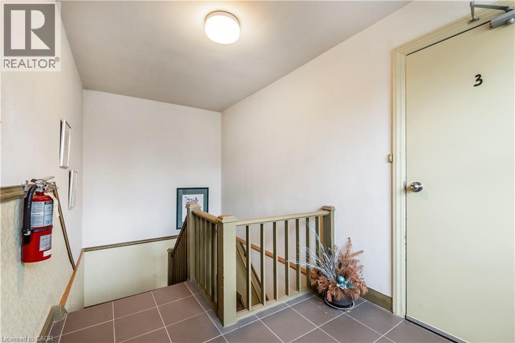 13 Mcmaster Avenue Property Photo 10