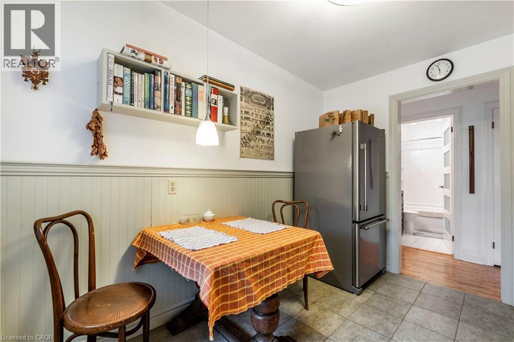 13 Mcmaster Avenue Property Photo 20