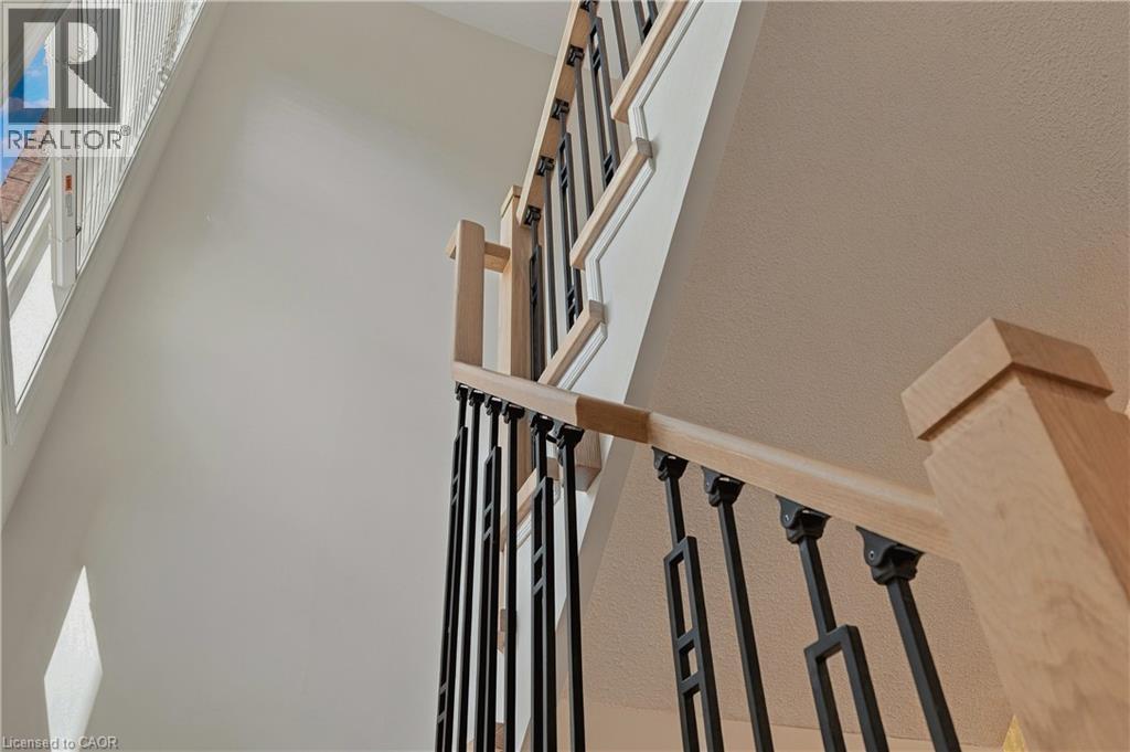 629 Gervais Terrace Property Photo 18