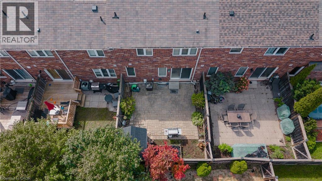 629 Gervais Terrace Property Photo 35