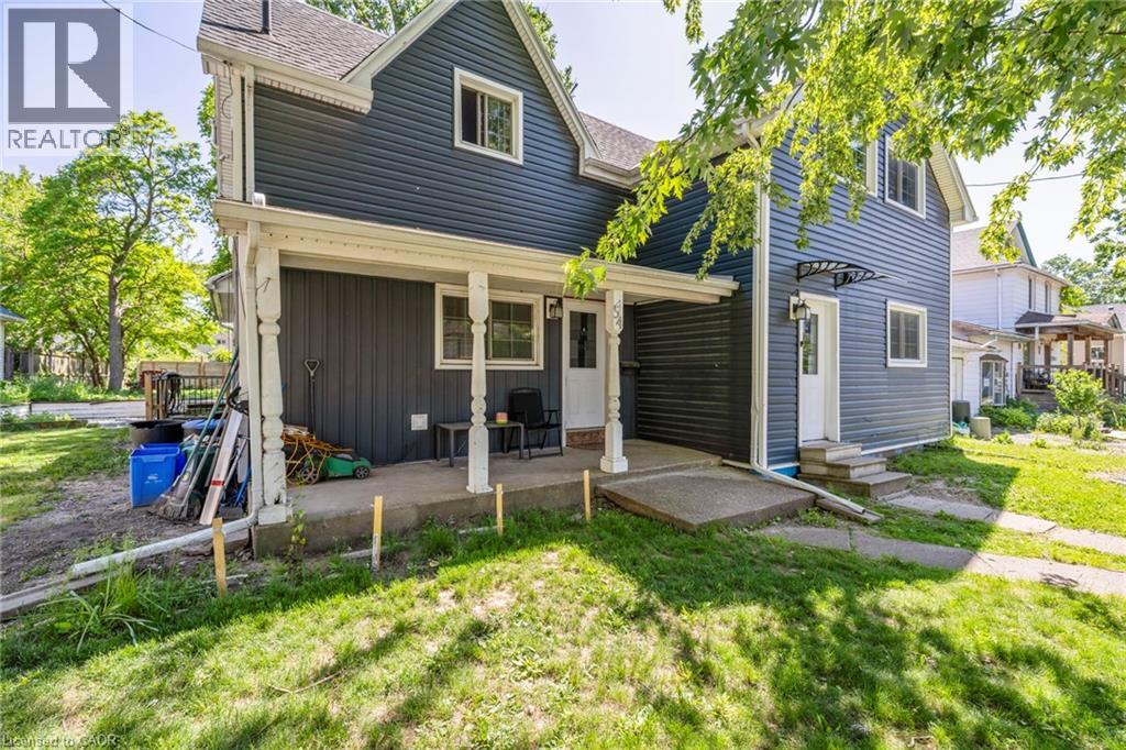 54 E Chestnut Street E Property Photo 2