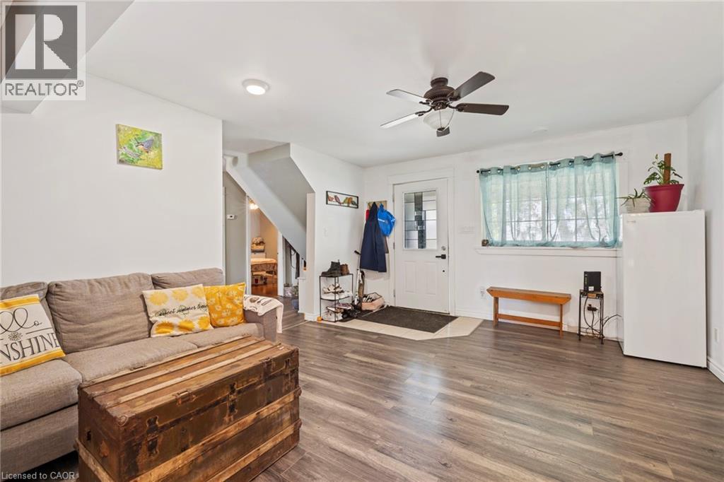 54 E Chestnut Street E Property Photo 5
