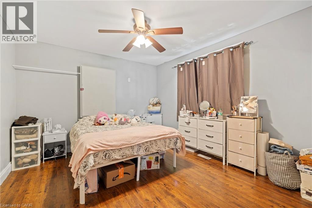 54 E Chestnut Street E Property Photo 13