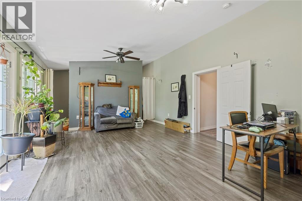 54 E Chestnut Street E Property Photo 20