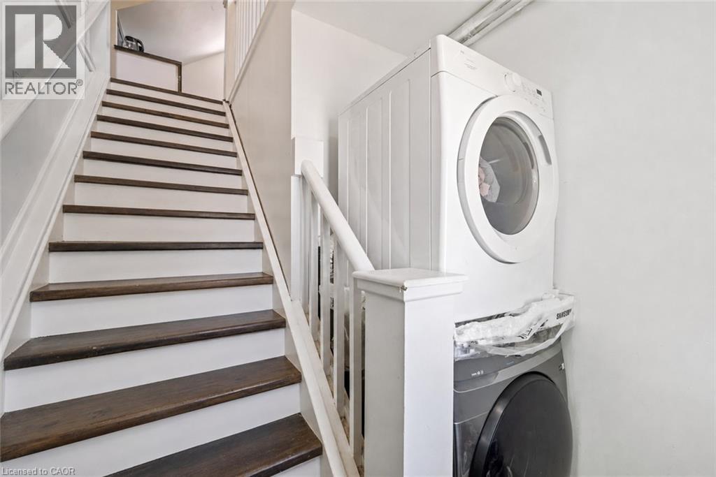 54 E Chestnut Street E Property Photo 25