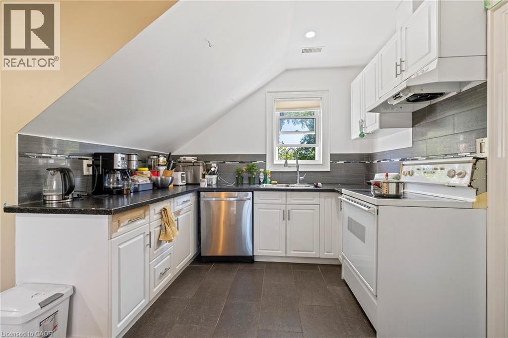 54 E Chestnut Street E Property Photo 27