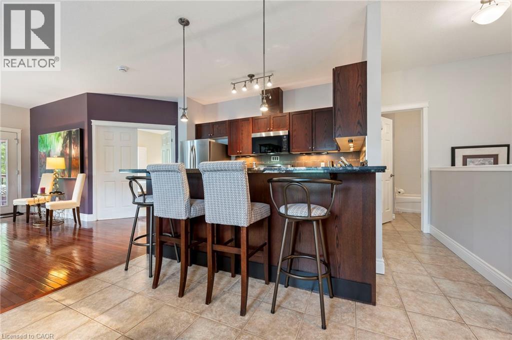 10 Cobblestone Drive Unit# 25 Property Photo 15