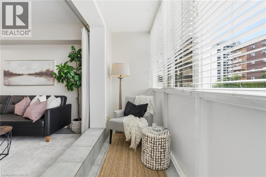 101 Queen Street S Unit# Ph 802 Property Photo 16