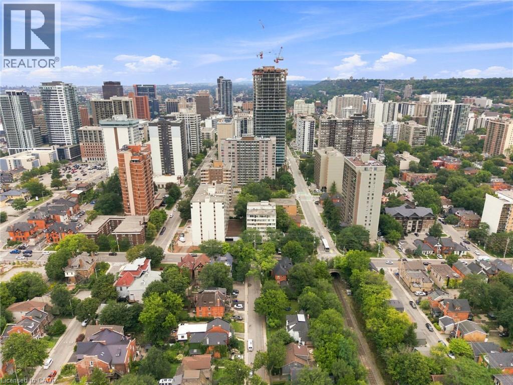 101 Queen Street S Unit# Ph 802 Property Photo 26