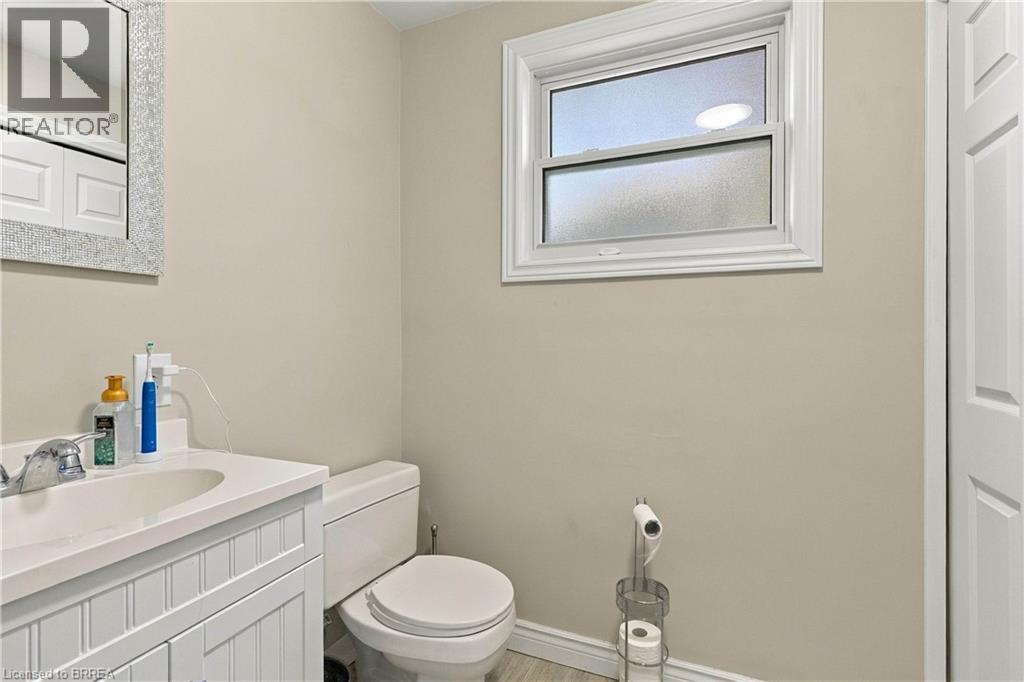 79 Donly Drive S Property Photo 28