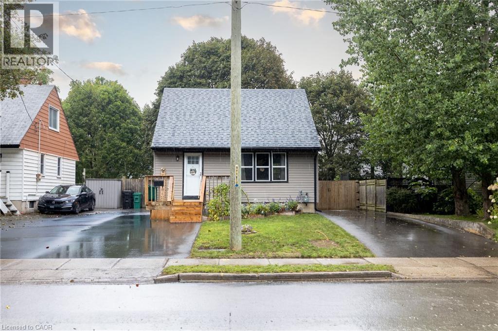 102 STEWART Avenue Property Photo 1