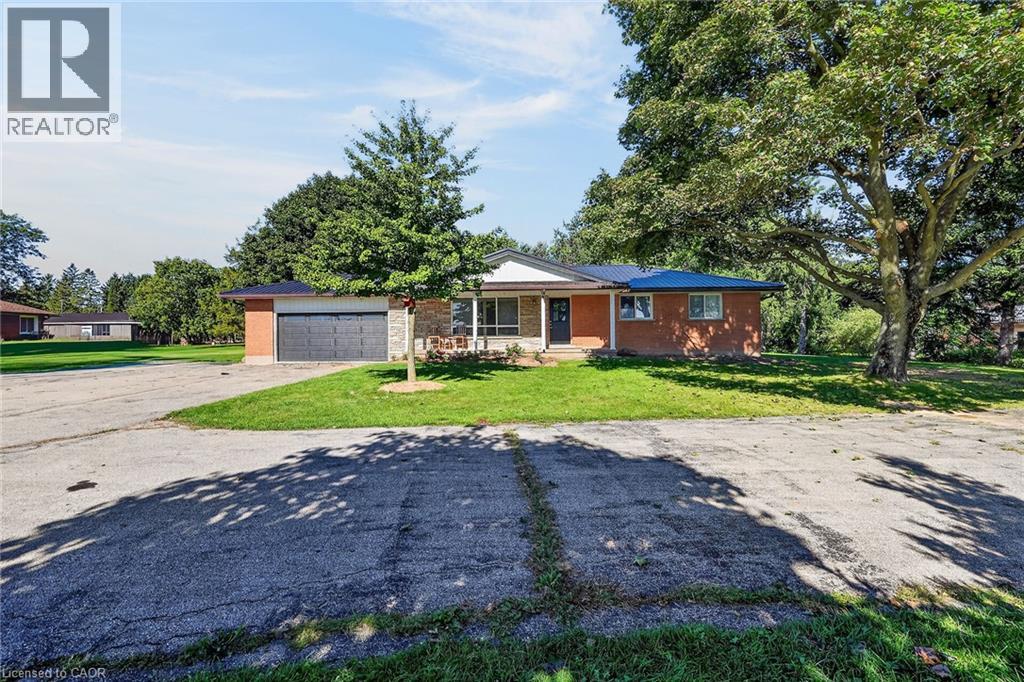 3733 Highway 3 Property Photo 1