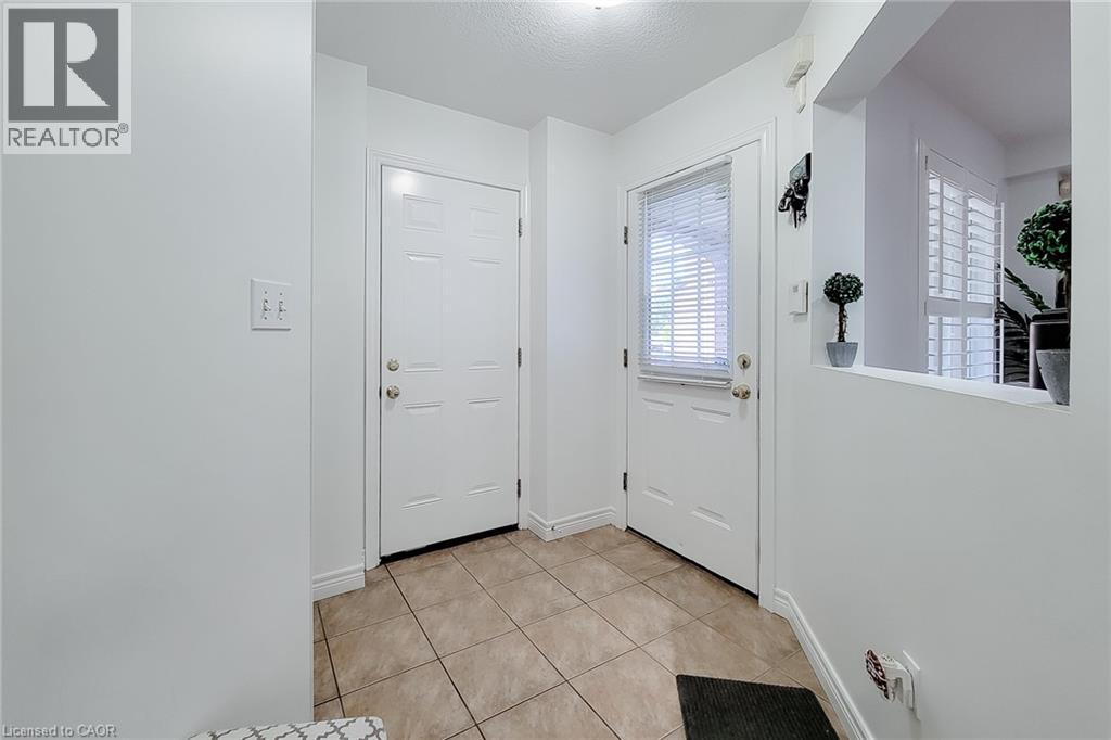 21 Jonathon Court Property Photo 9