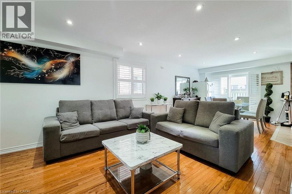 21 Jonathon Court Property Photo 11