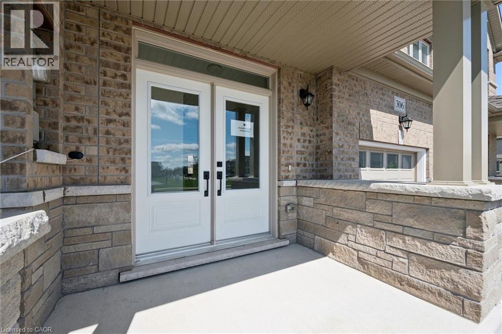 362 Robert Woolner Street Property Photo 2
