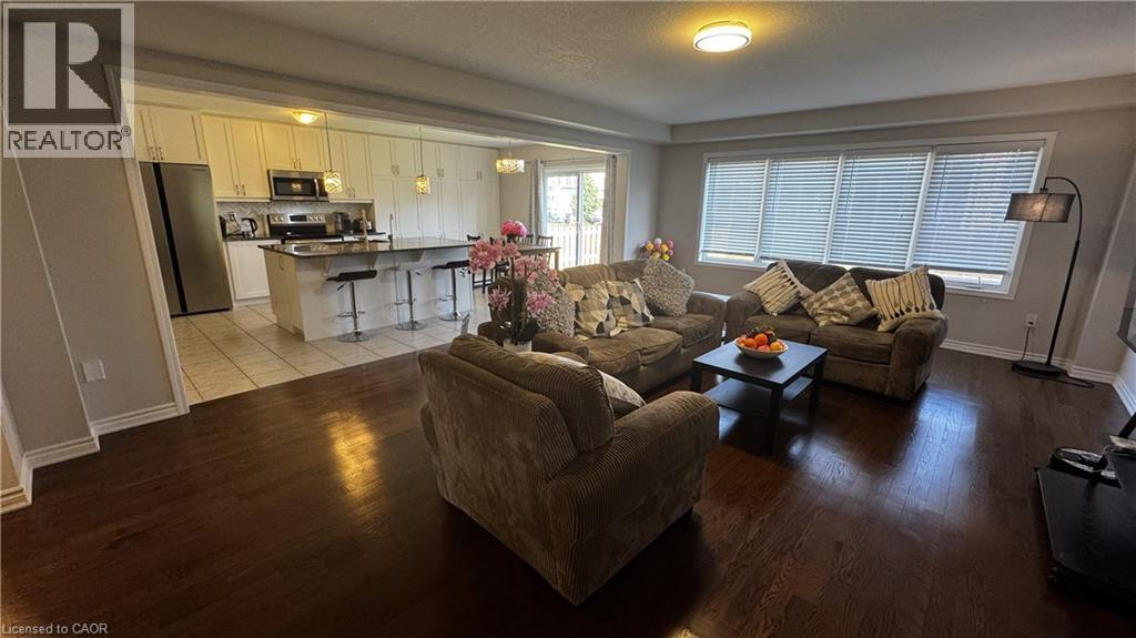 67 Pointer Street Property Photo 6