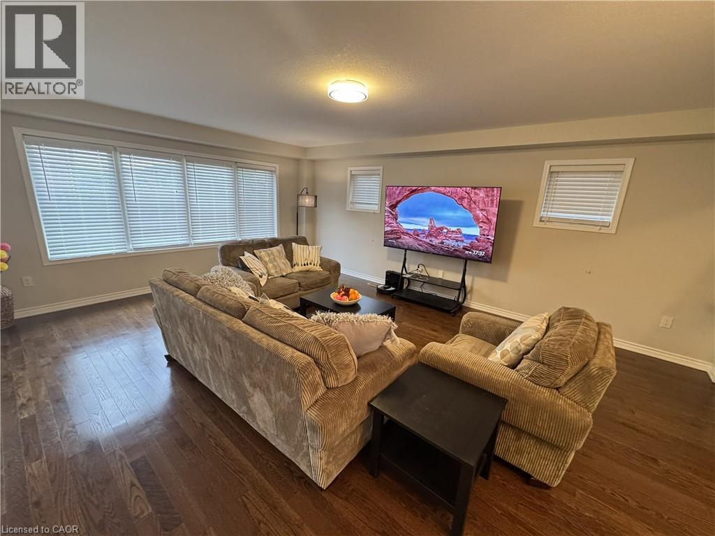 67 Pointer Street Property Photo 9