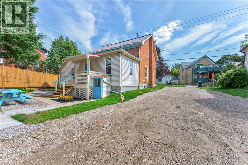 217 Lancaster Street E Property Photo 26