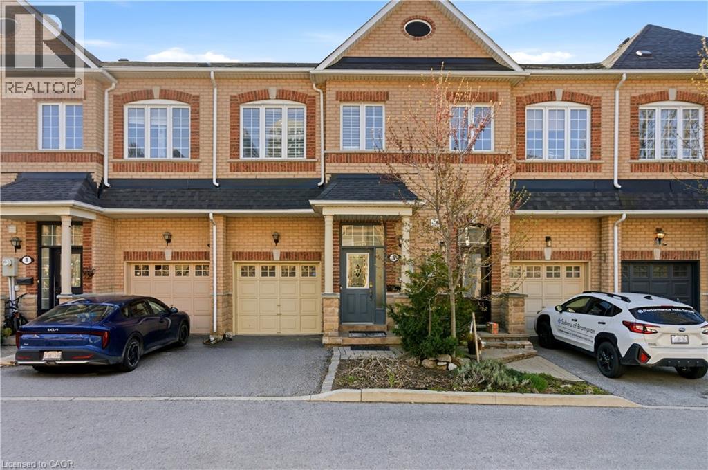6 Purple Finch Court Property Photo 2