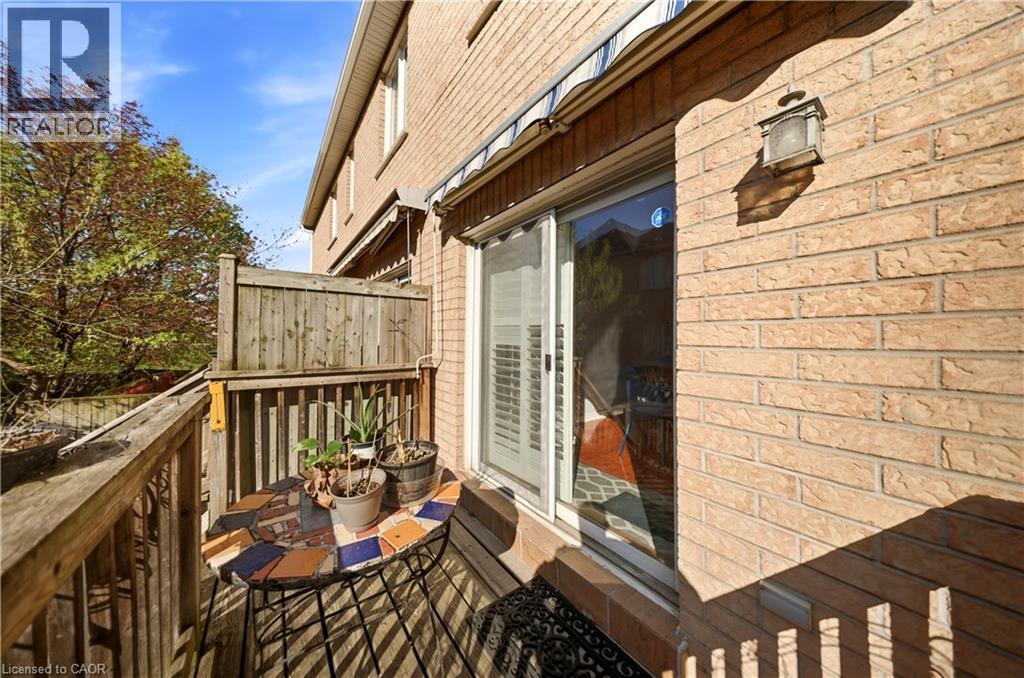 6 Purple Finch Court Property Photo 6