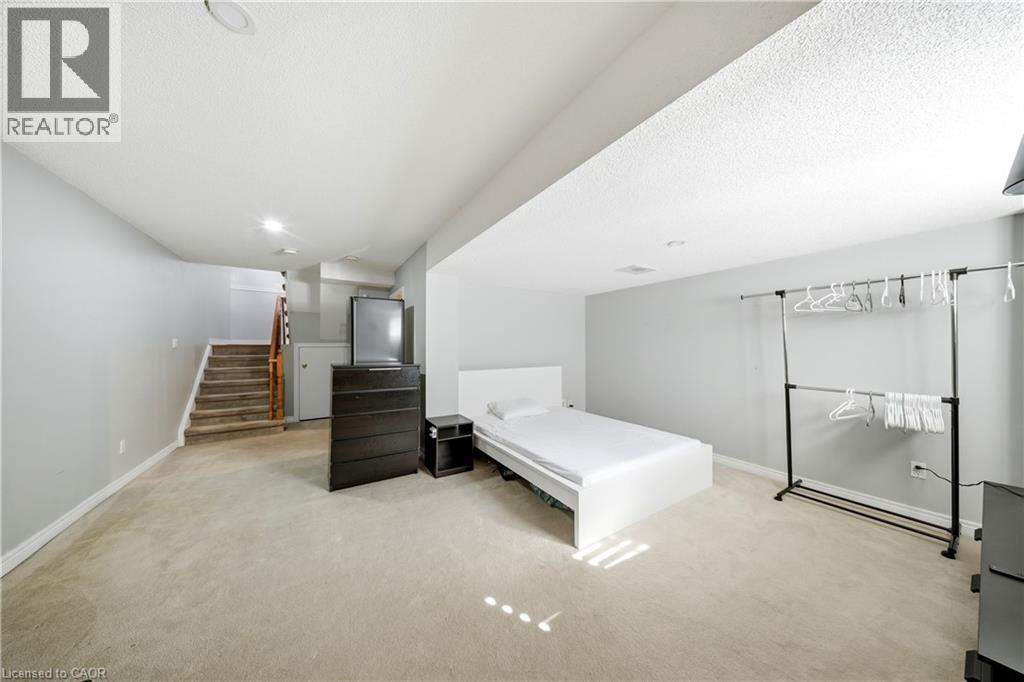 6 Purple Finch Court Property Photo 15