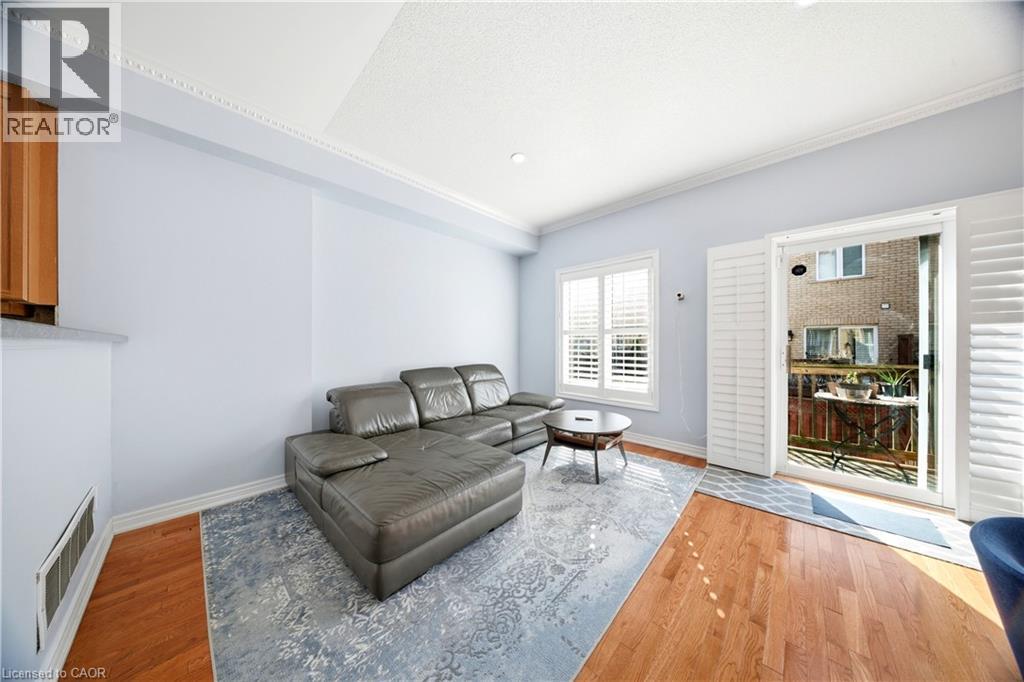 6 Purple Finch Court Property Photo 25