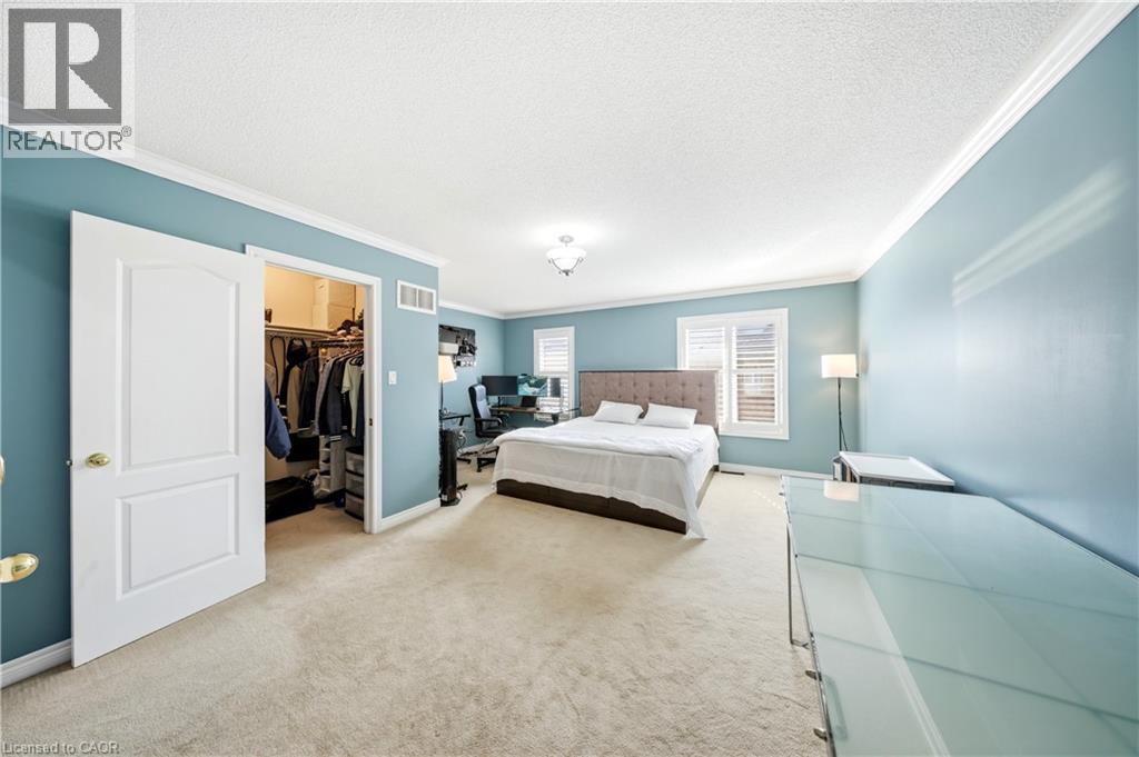 6 Purple Finch Court Property Photo 27