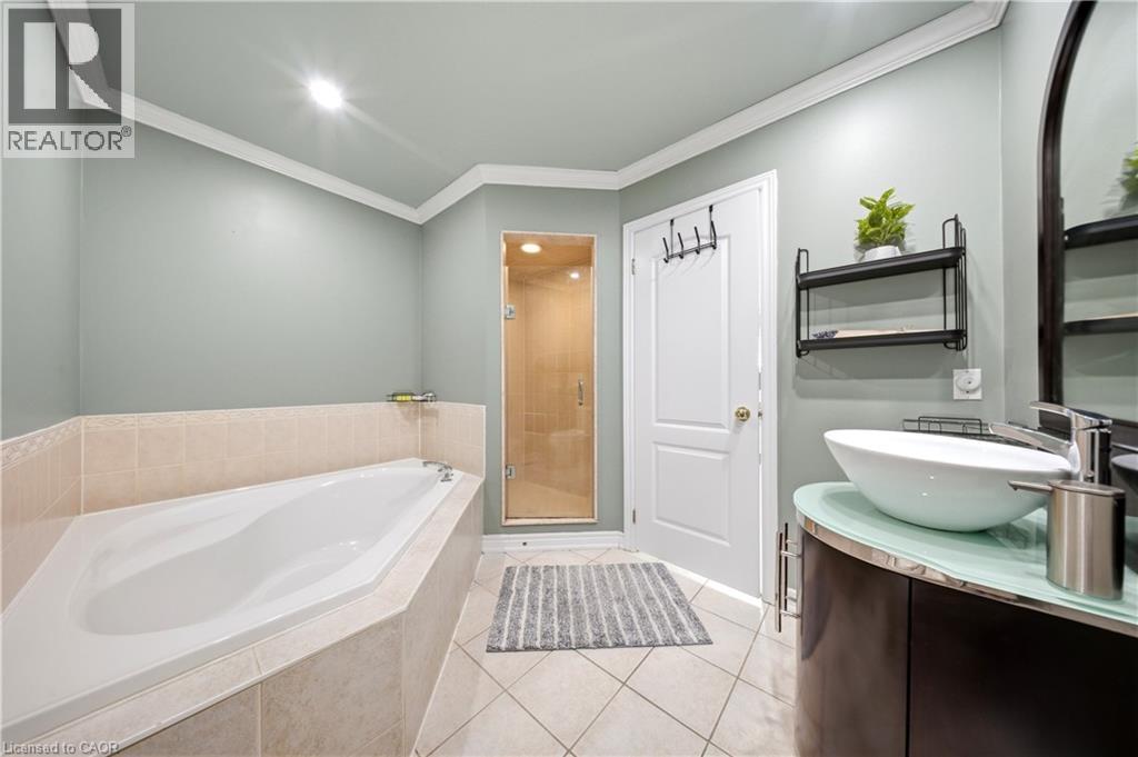 6 Purple Finch Court Property Photo 33