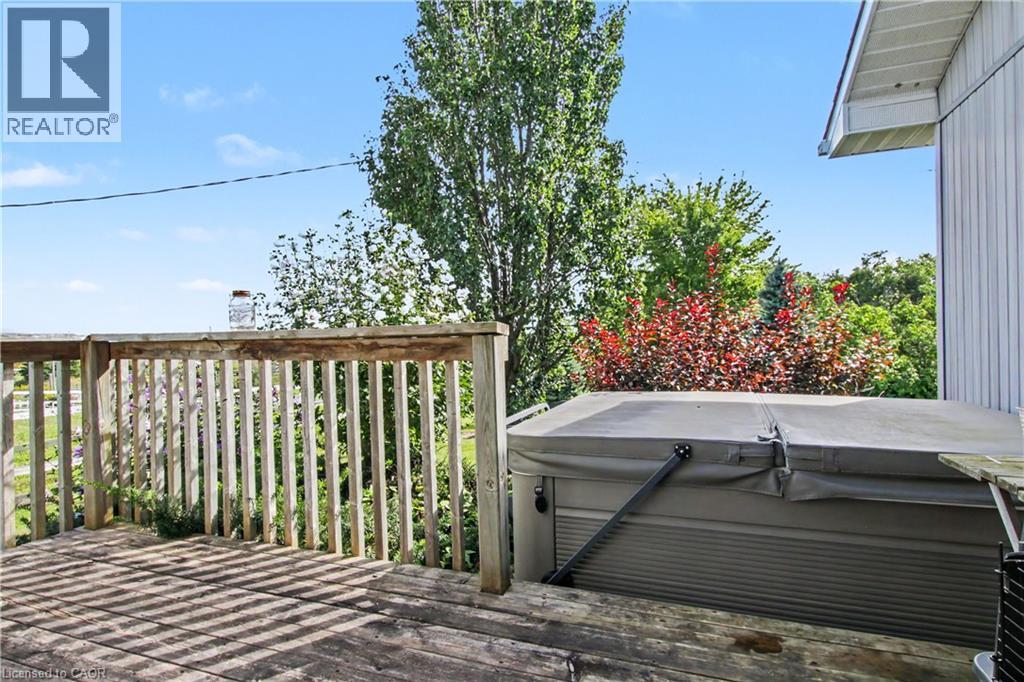 5030 Blackheath Road Property Photo 16
