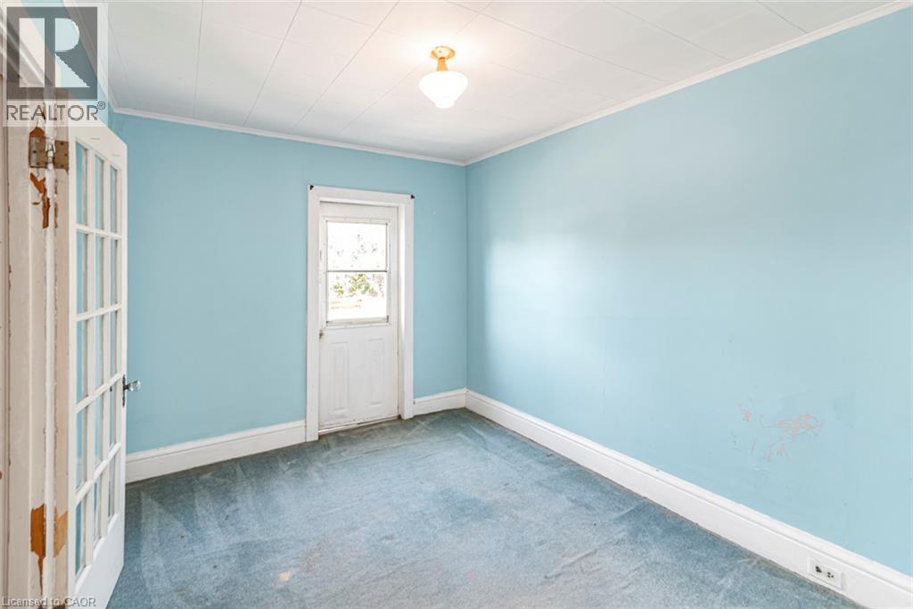 75 Kensington Avenue N Property Photo 28