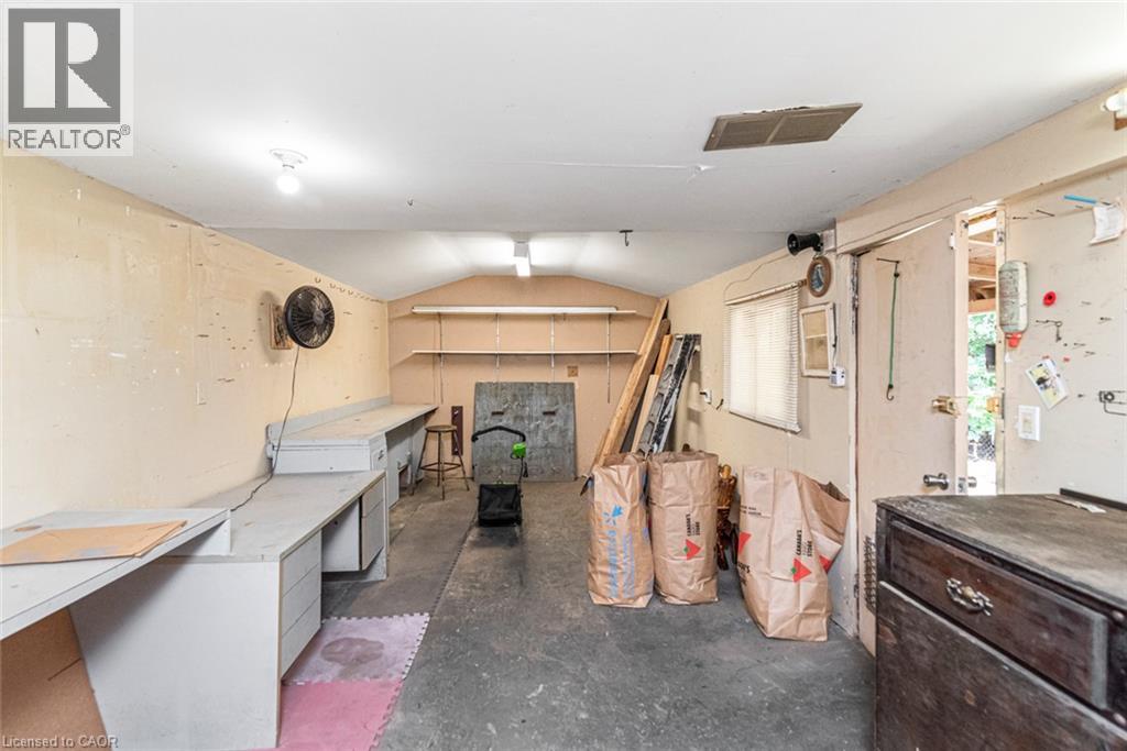 75 Kensington Avenue N Property Photo 46