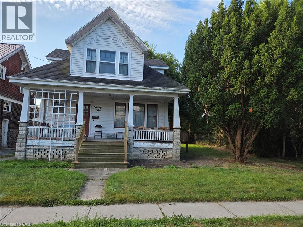 24 STANLEY Avenue