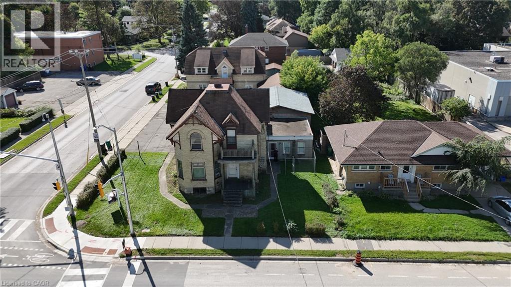 569 Frederick Street Property Photo 15