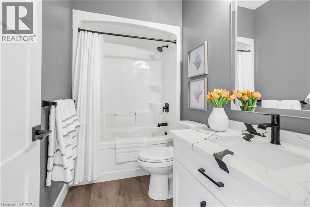 442 James Street Property Photo 15