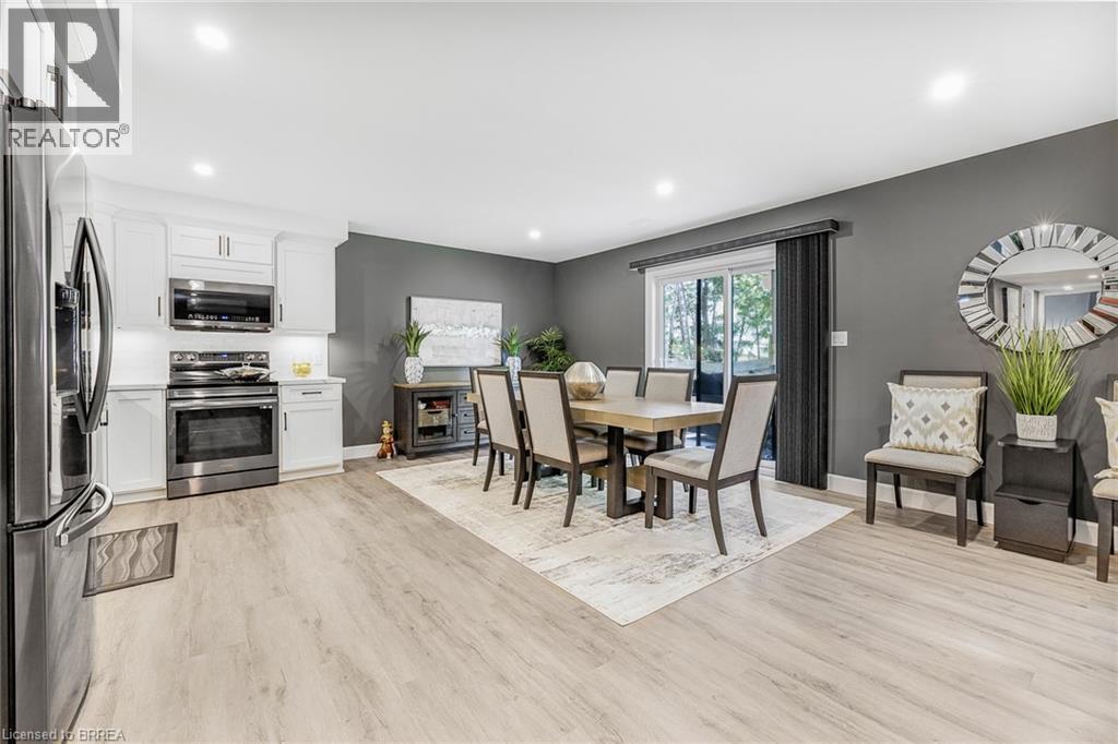 442 James Street Property Photo 23