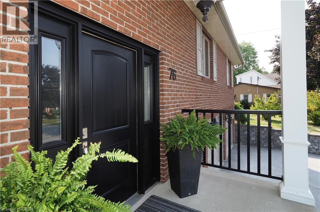 76 Flaxmill Drive Property Photo 4