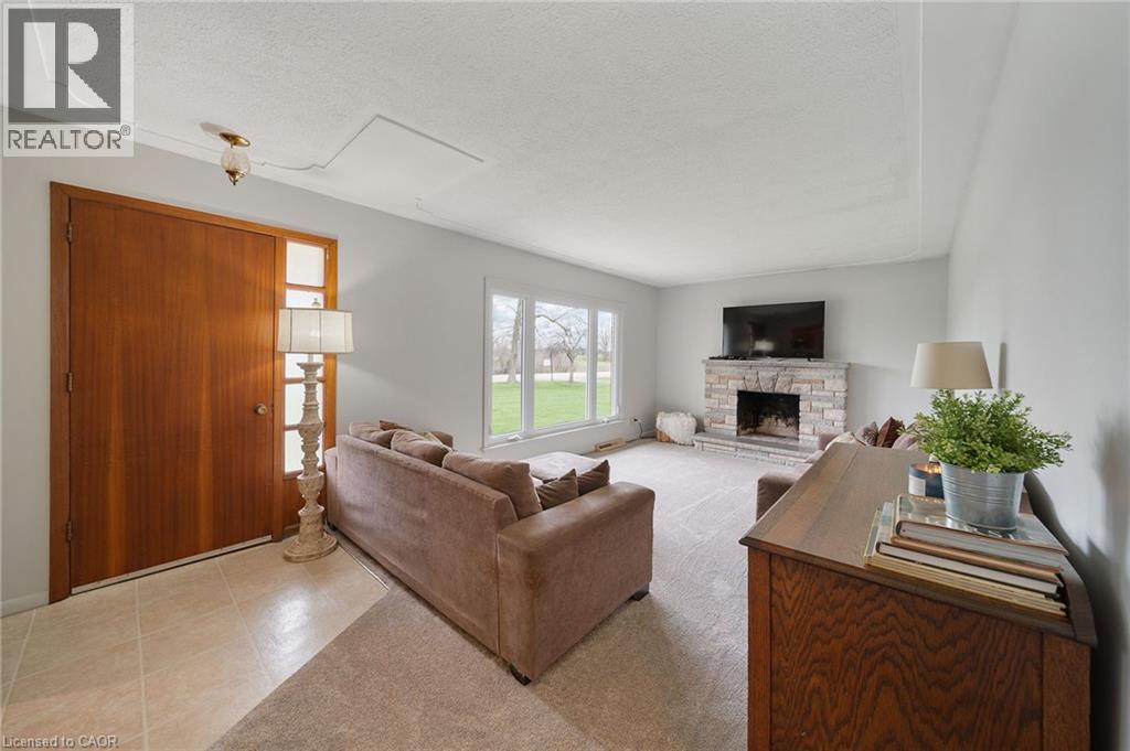2223 Hall Road Property Photo 10