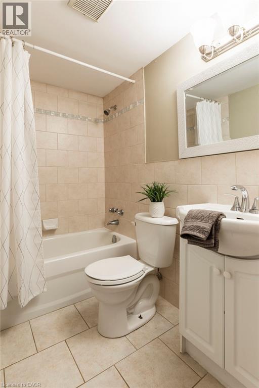 75 Glenburn Court Unit# 409 Property Photo 21
