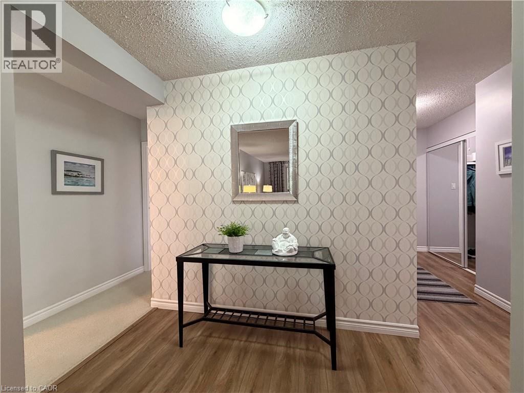 944 Caledonian View Unit# 301 Property Photo 5