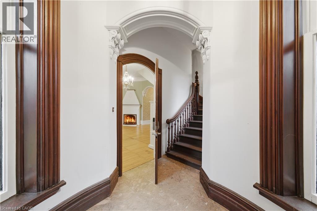 347 Queen Street S Property Photo 5