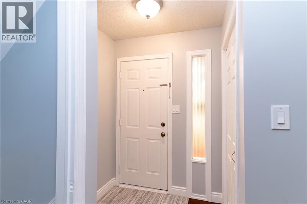 543 Drummerhill Crescent Property Photo 6