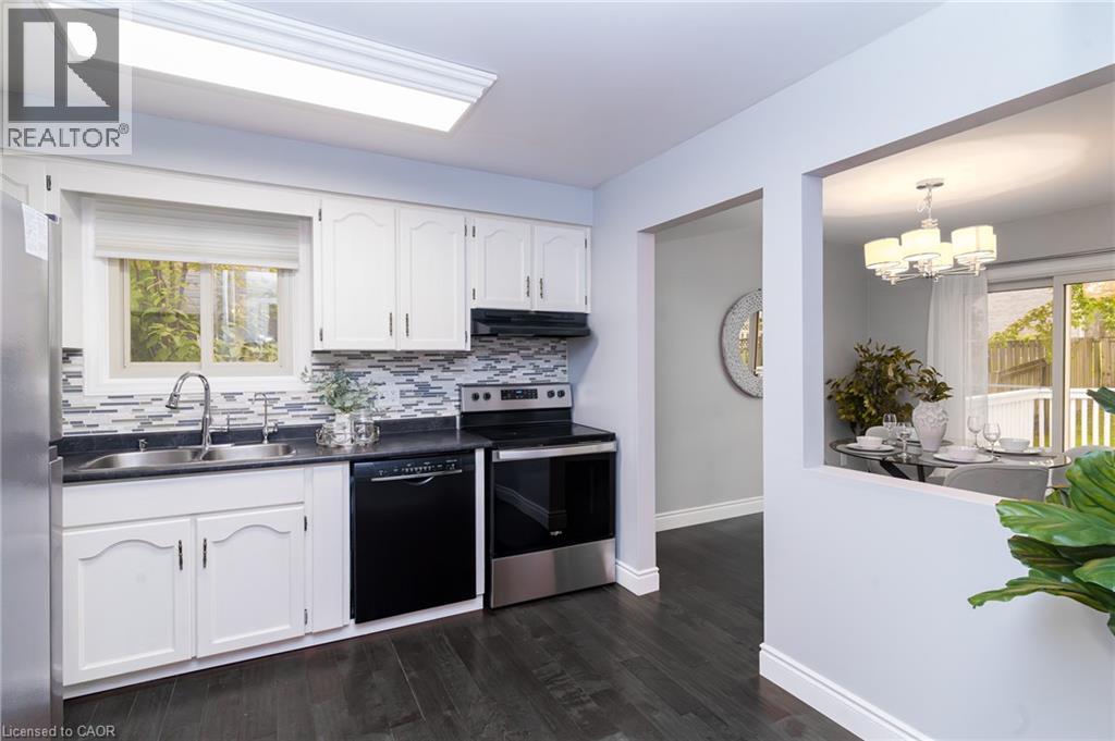 543 Drummerhill Crescent Property Photo 11